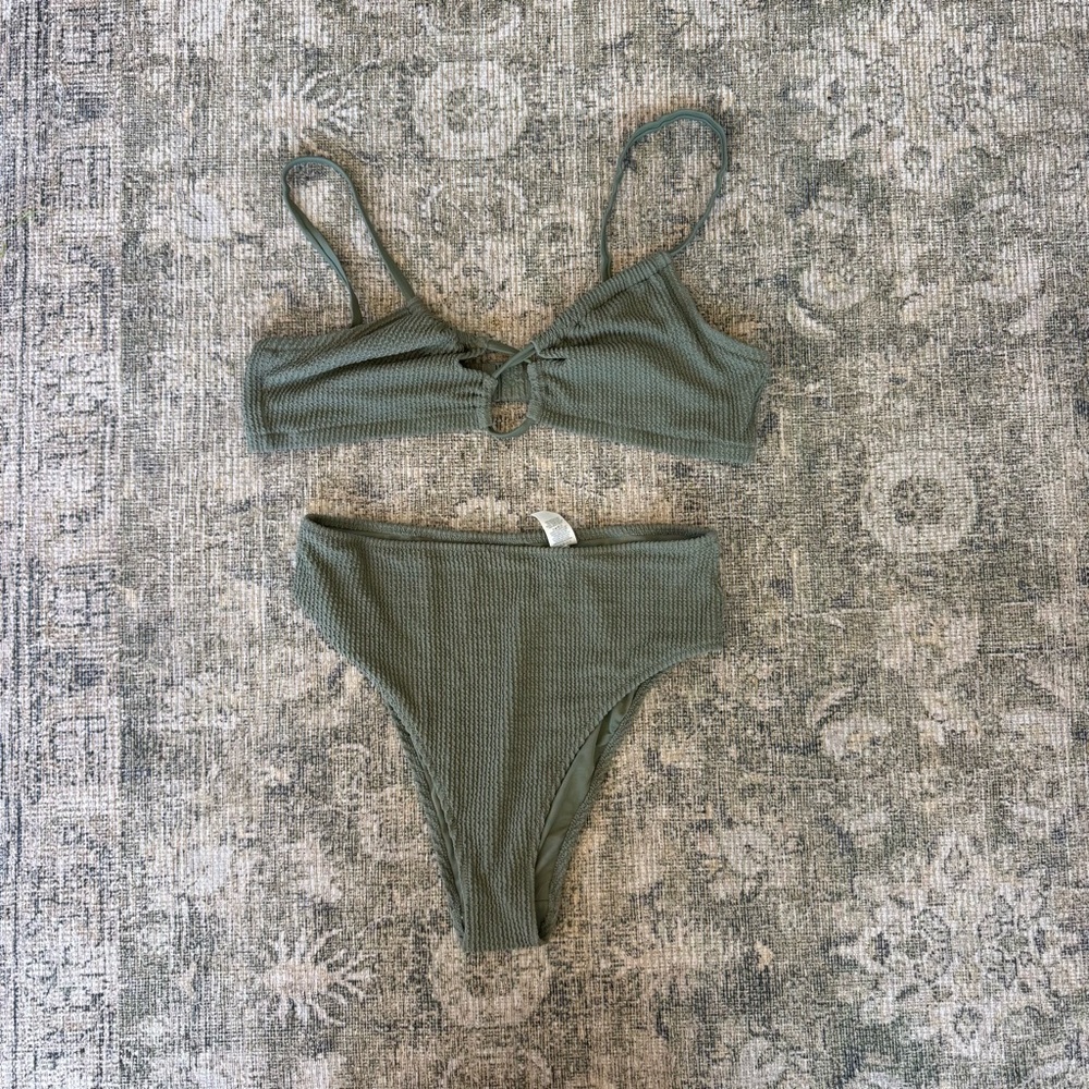 Aerie Olive Green Bikini Set Shimmer Ribbed Spring Summer Beach L/XL - Picture 3 of 8